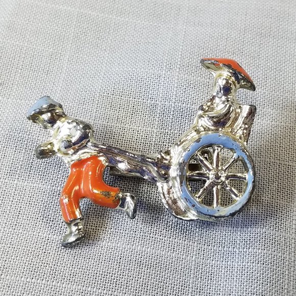 Vintage 1940s Rickshaw Enameled Pin - Picture 5 of 7